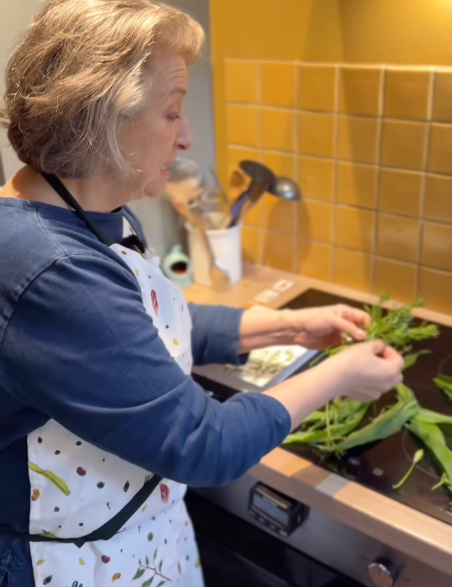 Hedgerow to home cooking